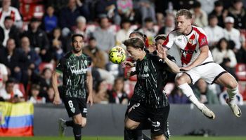 Rayo Vallecano vs Elche (02:00 – 04/04) | Xem lại trận đấu