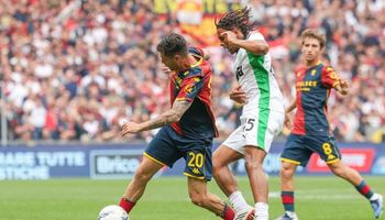 Genoa vs Sassuolo (17:30 – 12/04) | Xem lại trận đấu